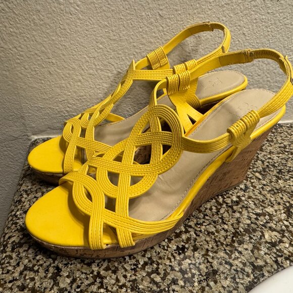 NY and Co yellow wedges size 8 Excellent Condition - Picture 1 of 3